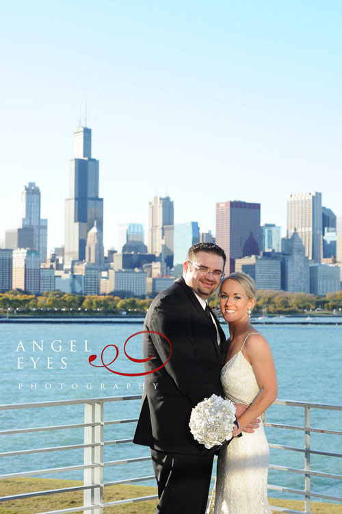heirloom brooch bridal bouquet, Chicago wedding photography, The Rookery Building, backless bridal gown lace, downtown chicago wedding, skyline bridal party photos,Angel Eyes Photography (1 (10)