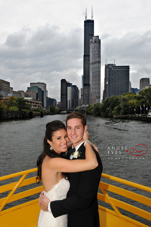 River taxi wedding photos, Fulton’s on the River Chicago wedding reception, Angel Eyes Photography  (1)