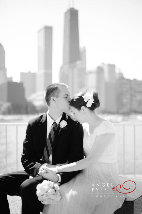 Maggiano's Little Italy, Chicago downtown  Olive Park wedding photos, Angel Eyes Photography by Hilda Burke (38)