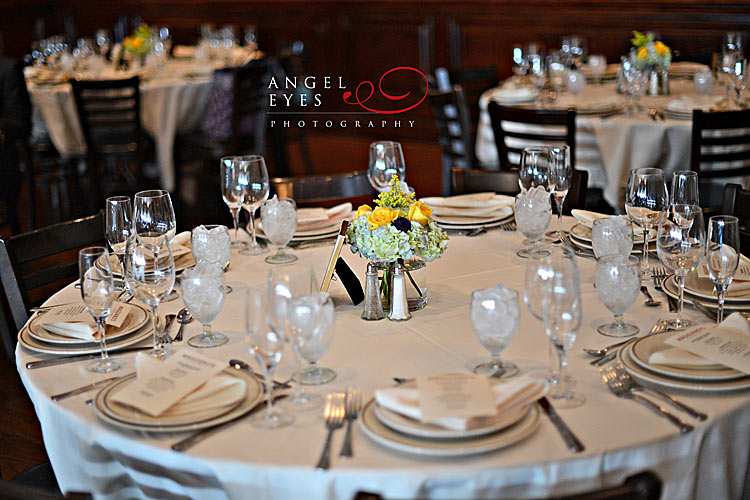Maggiano's Little Italy, Chicago downtown  Olive Park wedding photos, Angel Eyes Photography by Hilda Burke (9)