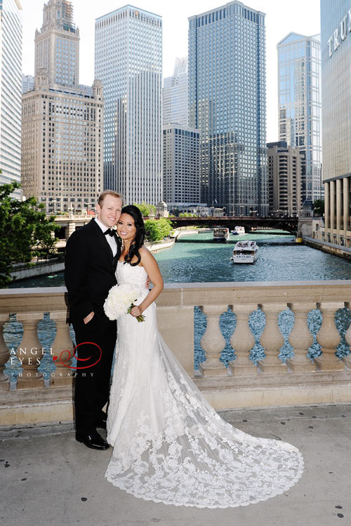 The Metropolitan Club at  Willis-Sears Tower Chicago downtown wedding (13)