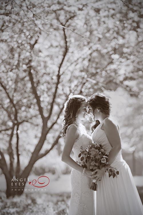 Same sex wedding Chicago, Flowers- Larkspur- Beth Barnett (2)