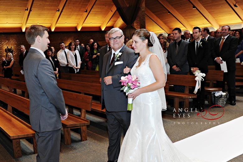 St. John of the Cross wedding ceremony, suburban wedding photographer (8)