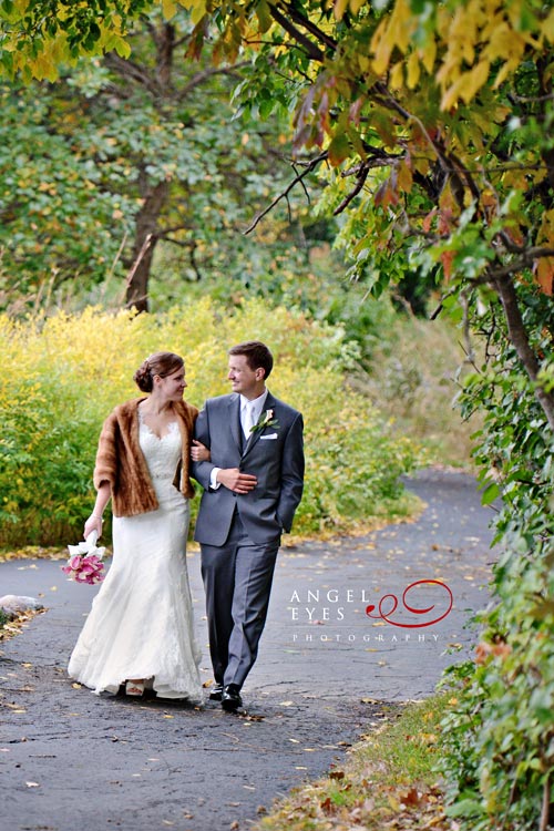 Esplanade Lakes by Doubletree reception wedding photos (20)