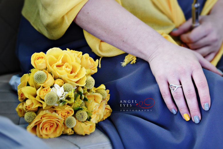 Naperville Riverwalk wedding photos, Yellow wedding flowers (5)