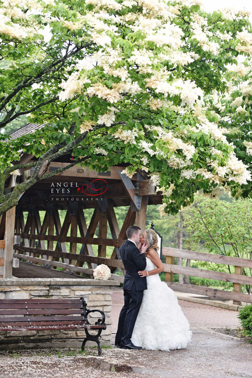 Hotel Arista wedding photos, Riverwalk Naperville wedding planning (25)