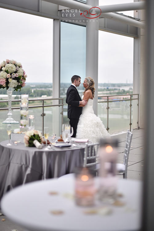 Hotel Arista wedding photos, Riverwalk Naperville wedding planning (4)