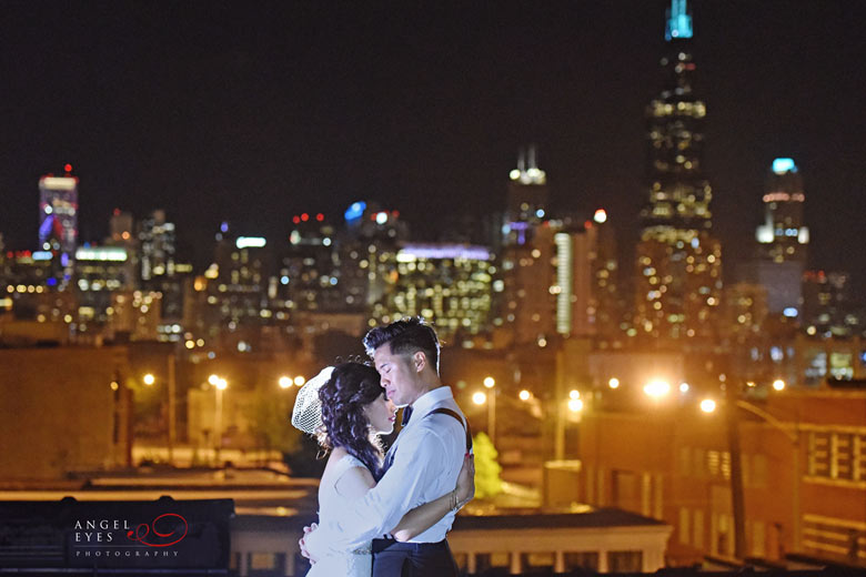 Room 1520 Chicago wedding, Night time skyline photos (3)