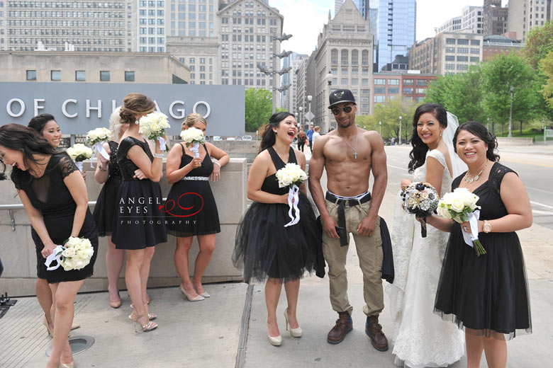 Urban wedding photos in Chicago, Fun wedding photos (5)
