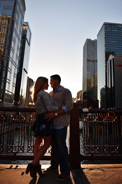 Downtown Chicago engagement photos, Fun Chicago photographer (4)