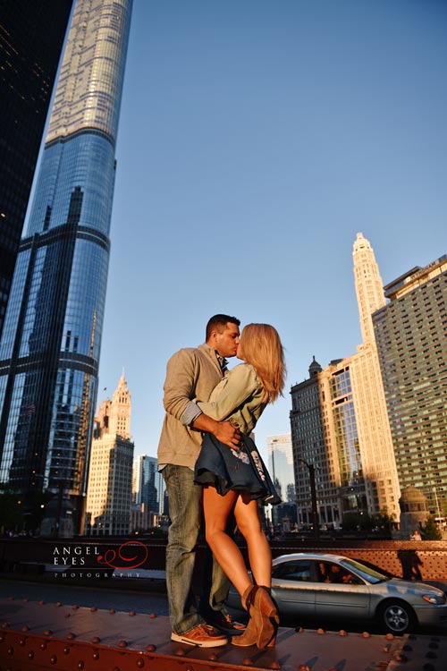 Downtown Chicago engagement photos, Fun Chicago photographer (8)