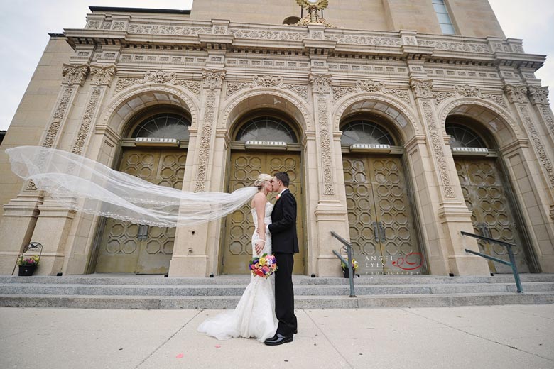 Our Lady of Victory Catholic Church, Chicago wedding photos (15)