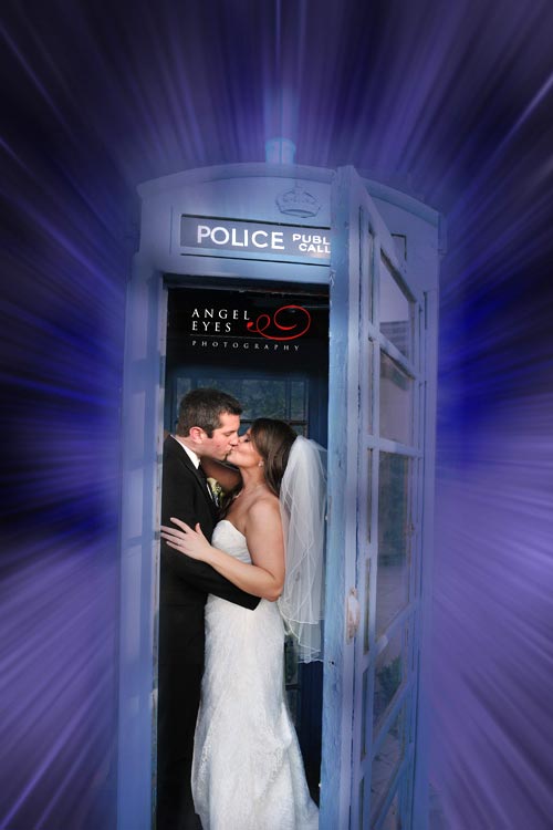 Dr.-Who,-Tradis-wedding-photo