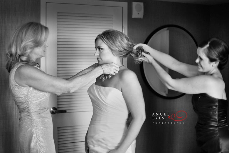 Eaglewood Resort wedding ceremony and reception, suburban Chicago wedding photographer (7)
