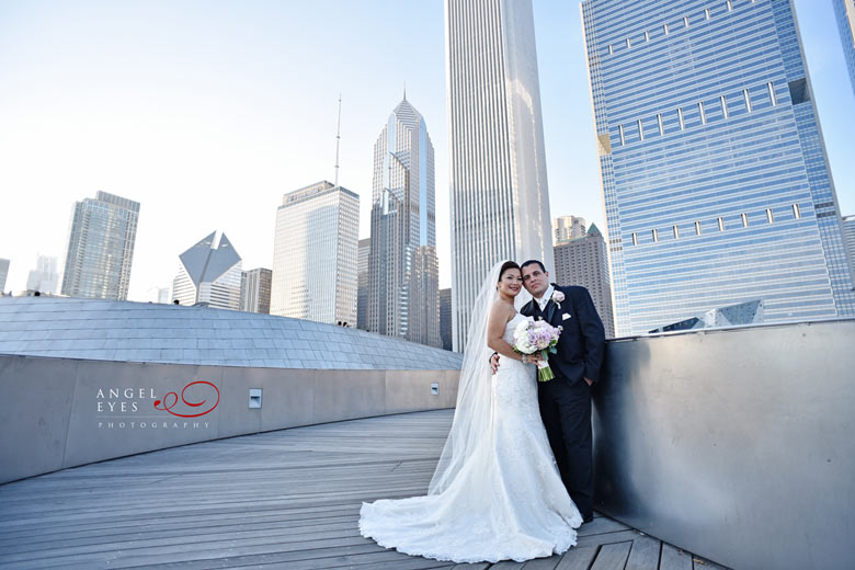 Millennium Park wedding photos,Loop area of Chicago in Illinois, Bride and Groom (7)