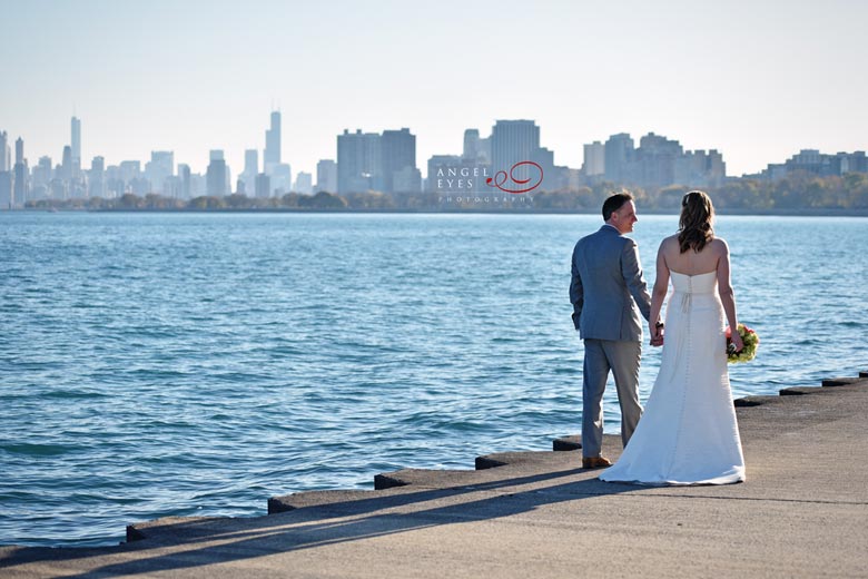 Chicago wedding photographer, Lakefront skyline photos, Montrose Avenue beach, Fall wedding (4)