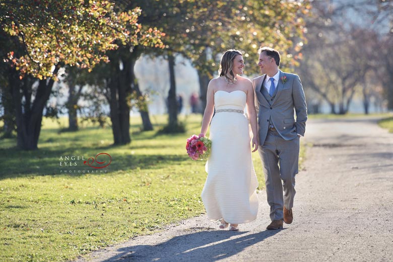 Chicago wedding photographer, Lakefront skyline photos, Montrose Avenue beach, Fall wedding (8)