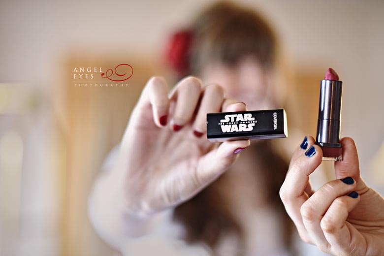 Star Wars wedding inspiration, Redfield Estate wedding in Glenview, Fun wedding photos (6)