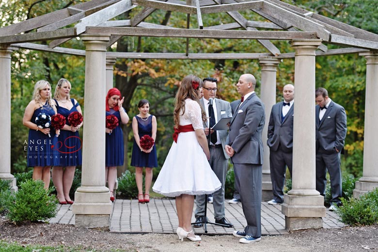 The Grove Redfield Estate, Northwest Chicago outdoor wedding venues, unique fun wedding photographer, Best Chicago photographer (8)