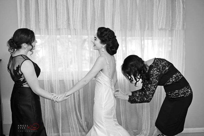 Black-and-White-wedding-photos,-Angel-Eyes-Photography-Chicago