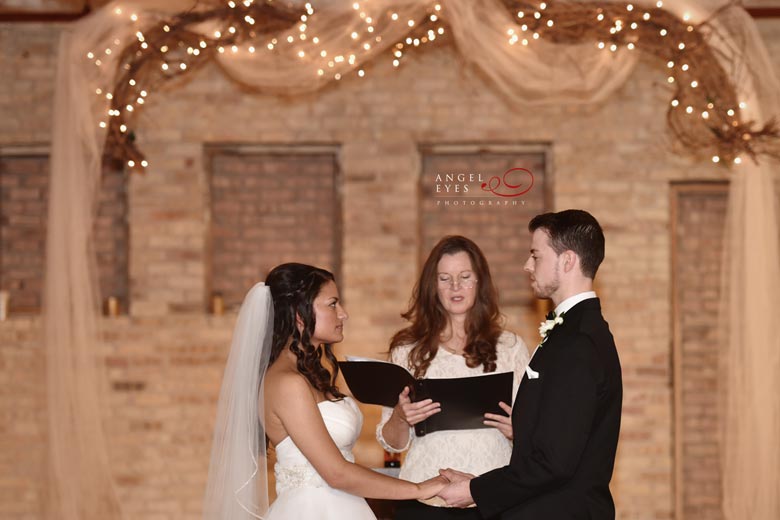 Unique wedding venue, The Starline Factory, fun wedding photos, winter wedding, Chicago wedding photographer (19)