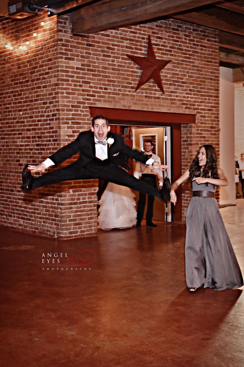 Unique wedding venue, The Starline Factory, fun wedding photos, winter wedding, Chicago wedding photographer (44)