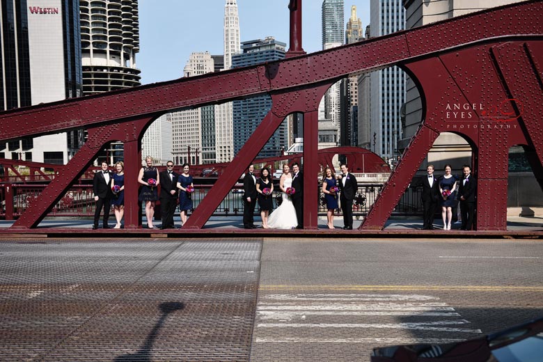 Fun Chicago wedding photos, Ines di Santo wedding dress, Lasalle steet bridge photos (1)
