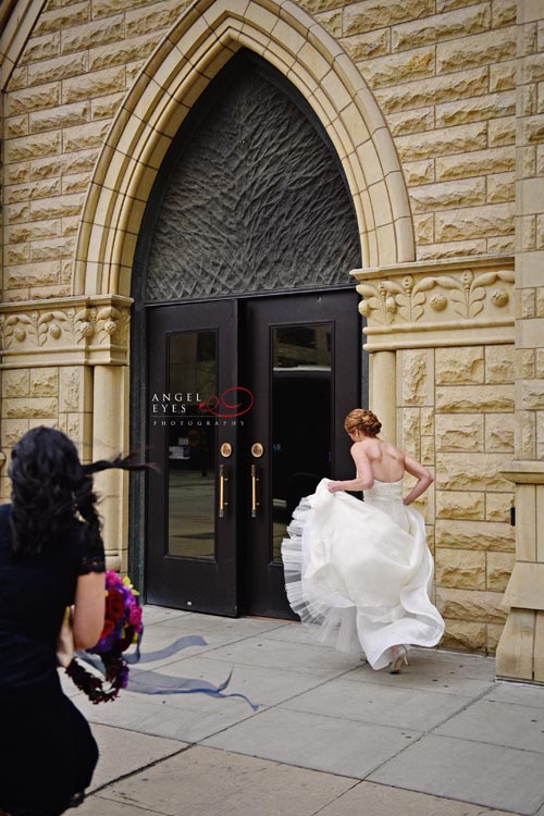 Holy Name Cathedral Chicago wedding photos, wedding photographer in Chicago (1)
