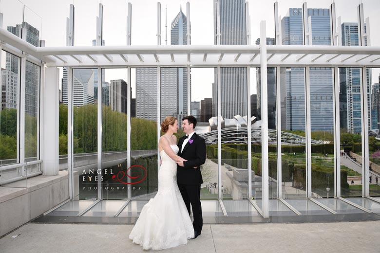 Modern-wing-at-the-Art-Institute-of-Chicago-wedding--reception
