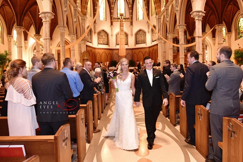 Holy-Name-Cathedral,-Chicago-wedding-ceremony-photos-(10)