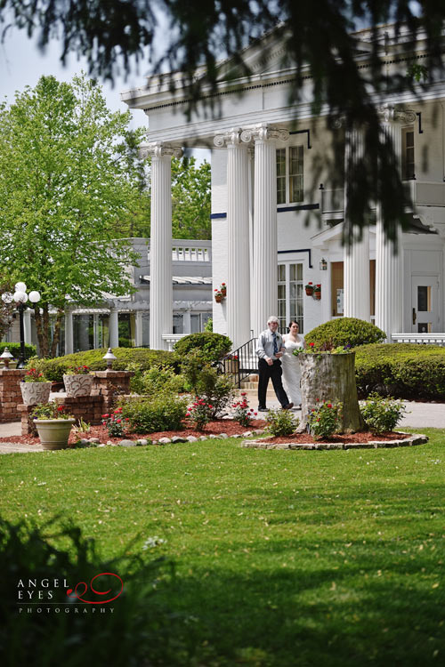 Meson Sabika outdoor wedding ceremony, Naperville wedding reception (12)