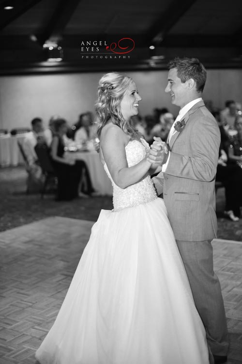 fist-dance-bride-and-groom-wedding