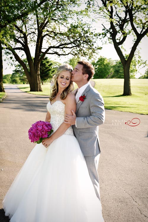 outdoor-chicago-summer-wedding-photos