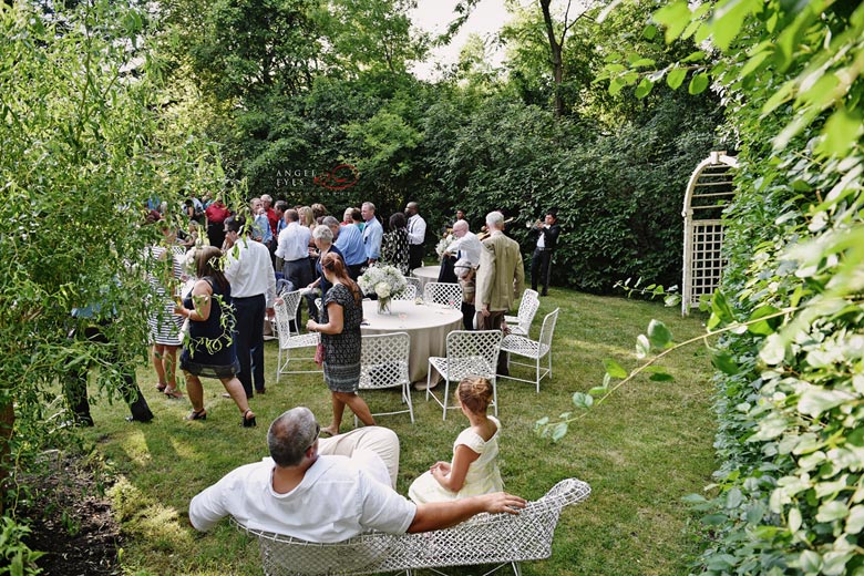 oscar-swan-wedding-in-geneva-illinois-summer-outdoor-wedding-reception-unique-oudoor-venue