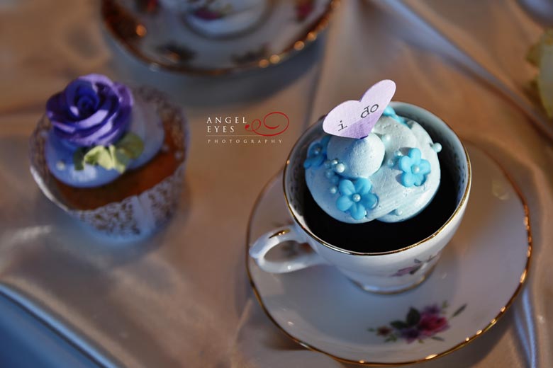 redfield-estate-wedding-oak-mill-bakery-cupcakes-cupcake-tower-wedding-desert-6