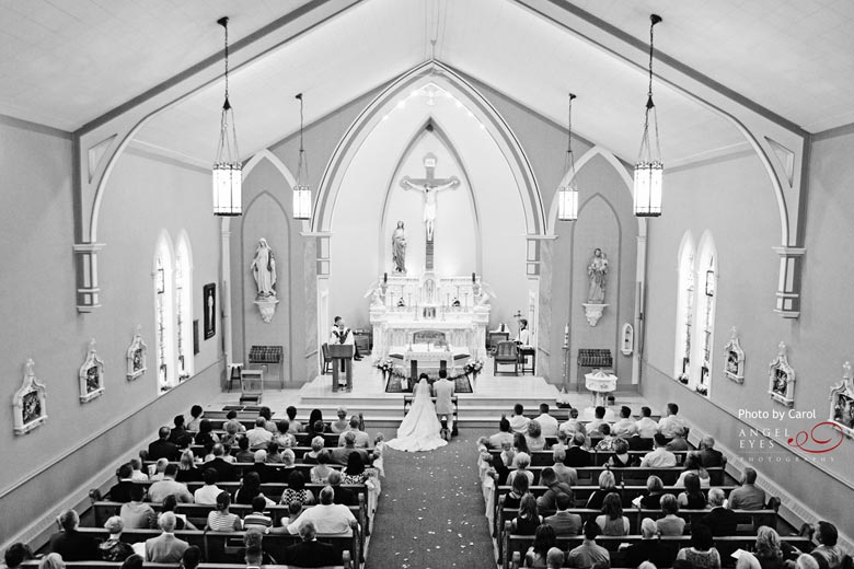 st-john-the-baptist-catholic-church-somonauk-il-wedding-photos-12