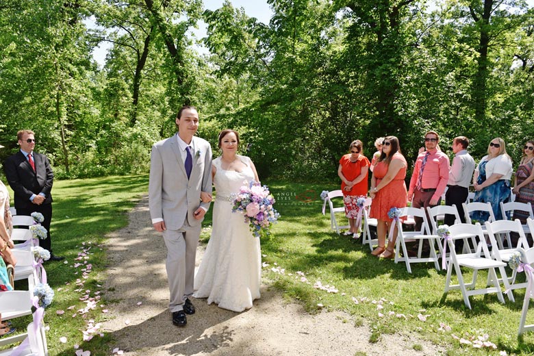 the-redfield-estate-in-glenview-wedding-photos-the-grove-unique-outdoor-summer-wedding-19