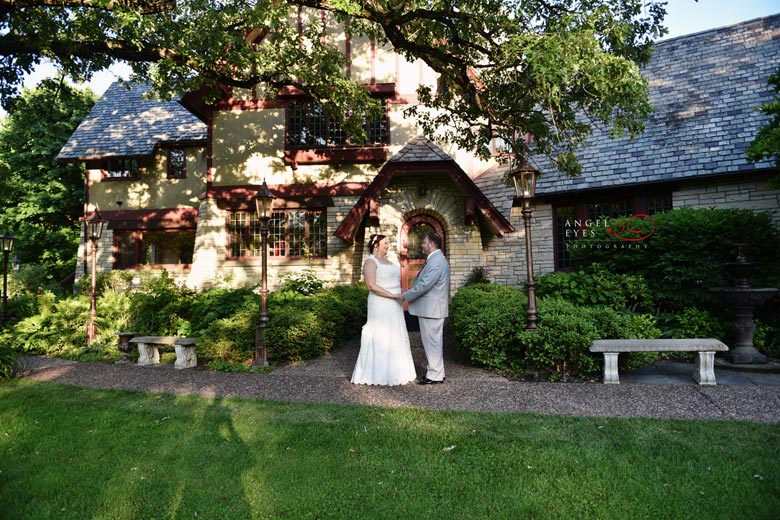the-redfield-estate-in-glenview-wedding-photos-the-grove-unique-outdoor-summer-wedding-26