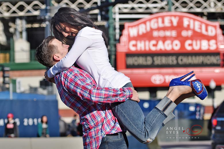 chicago-cubs-engagement-photos-wrigley-field-engagement-session-11