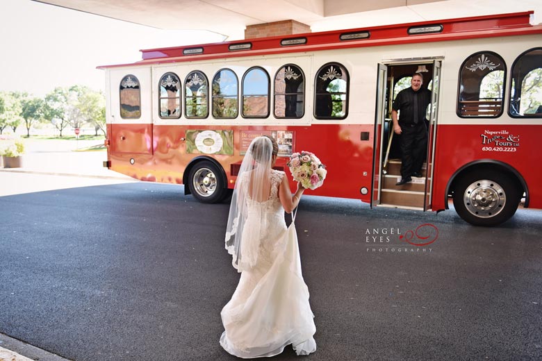 the-westin-chicago-northwest-itasca-wedding-reception-outdoor-fall-wedding-photos-chicago-photographer-5