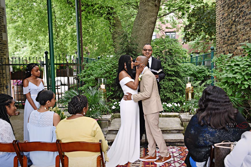 This image has an empty alt attribute; its file name is Outdoor-Wedding-ceremony-at-Firehouse-Chicago-The-Blake-wedding-dress-by-BHLDN-Intimate-daytime-wedding-unique-Chicago-venue-28.jpg